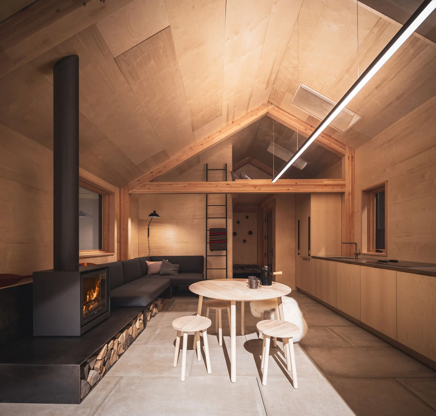 Casa prefabricada Cabaña modular de madera System 01 de Backcountry Hut Company