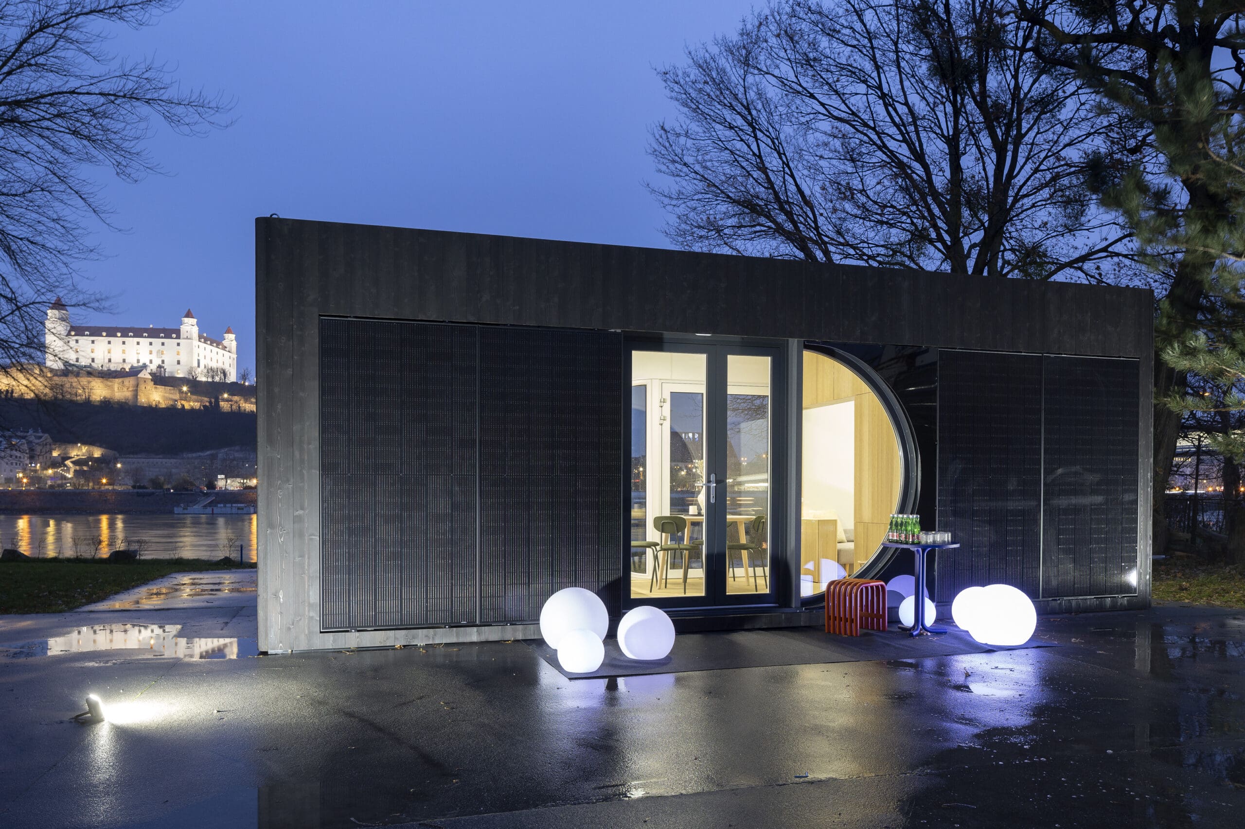 Casa prefabricada Casa compacta off-grid BOX Classic, 25 m² de Ecocapsule · imagen 3