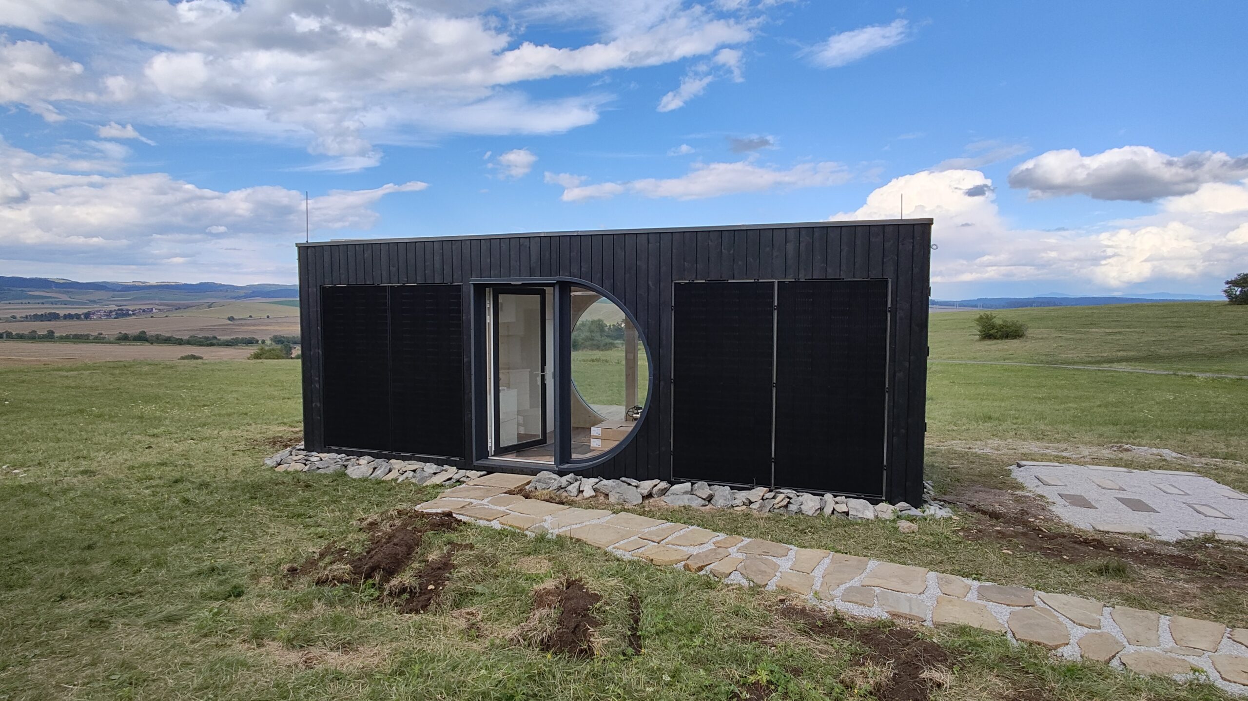 Casa prefabricada Casa compacta off-grid BOX Classic, 25 m² de Ecocapsule · imagen 4