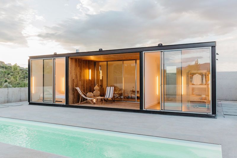 Casa prefabricada ¿Casas modulares de madera o de acero? de Tini Living