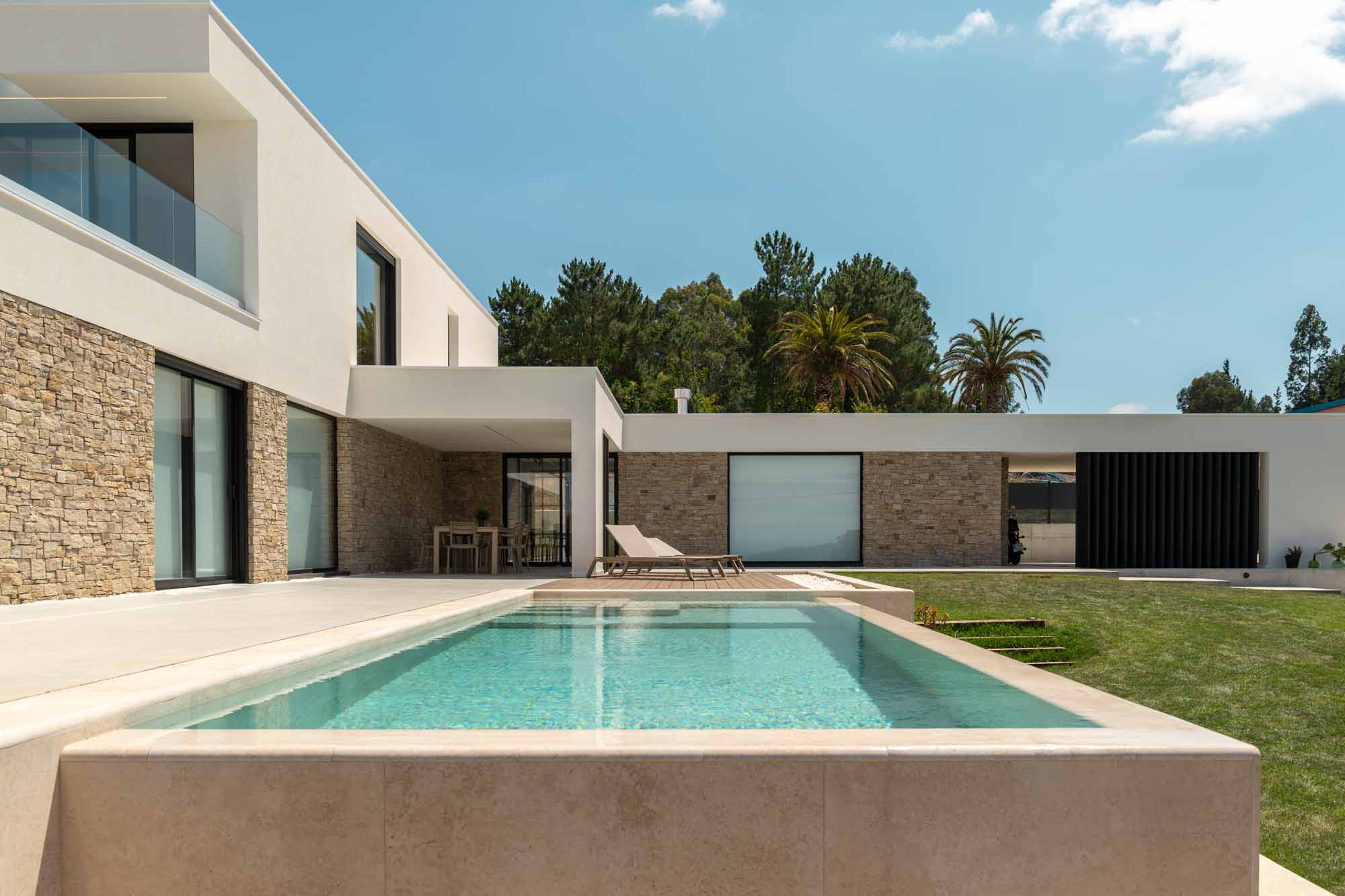 Vivienda modular en Miño (293 m²)