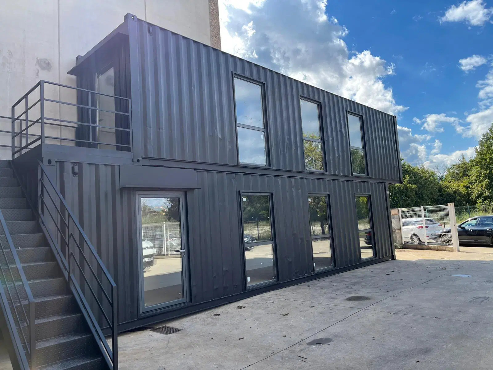 Casa modular de 2 plantas
