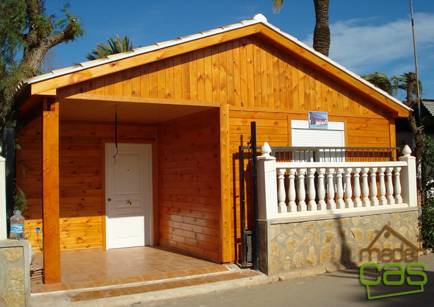 Casa prefabricada Casa de madera 73 m² de Madercás